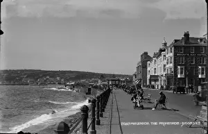 Waterfront: The Promenade in Penzance