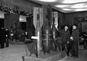 Lustgarten: The propaganda exhibition Das Sowjetparadies