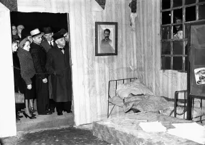 Lustgarten: The propaganda exhibition Das Sowjetparadies