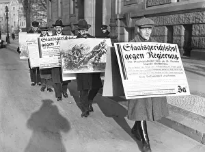 Required: Propaganda for the plebiscite against the Young plan, 1929