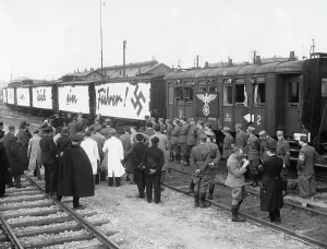 Ballot: Propaganda train in Vienna, 1938