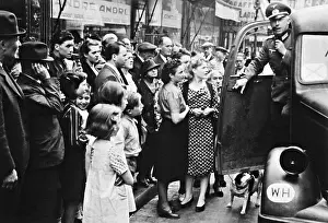 Loudspeaker: Propaganda unit of the Wehrmacht in Paris, 1940
