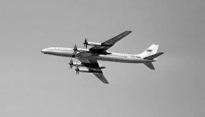 Mevald: Propeller powered TU 104 aircraft - Soviet aircraft
