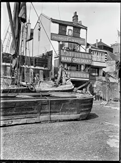 Shadwell: Prospect of Whitby, Wapping Wall, Wapping, Tower Hamlets