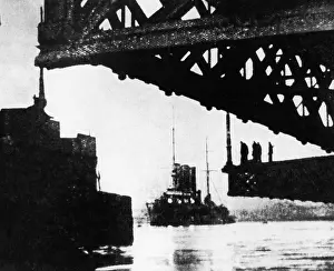 Bolsheviks: Protected cruiser Aurora, 1917