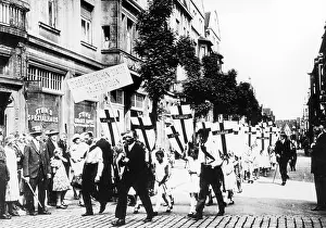 Crosses: Protest against the cession of Germany to Poland in Essen