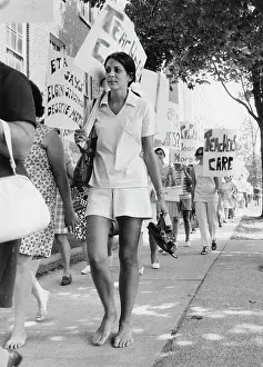 Picketing: Protest - Demonstration - Strike - USA - 1970s