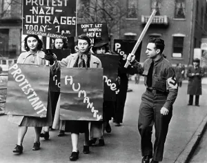 Boycott: Protest in New York against the persecution of Jews
