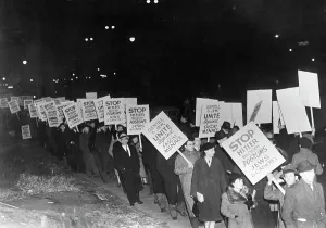 Catholics: Protest in New York against the persecution of Jews