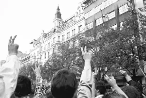 Petr: Protest - protester - demonstration - V victory