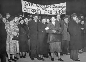 Opponents: Protest of Socialists in Vienna, 1938