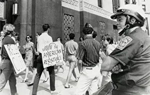 Picketing: Protest - Vietnam War - Demonstration - 1960s