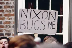 Bugging: Protests against Nixon Visit