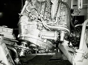 Deltic: Prototype Deltic engine after the failure of the crane cable
