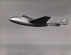 Dh115: The prototype de Havilland DH115 Vampire Trainer G-5-7