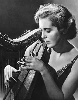 Harpist: Prunella Stack
