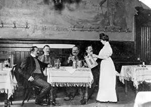 Mugs: Pub in Berlin, 1907