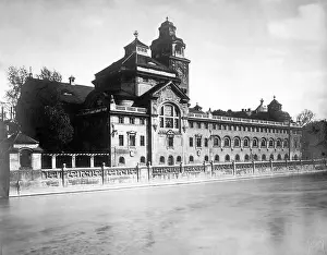 Exceptional: Public bath Muellersches Volksbad, Munich, Germany