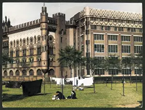 Oncolourisedpic: PUBLIC DRYING GROUND