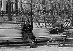 Stroller: Public garden, 1986