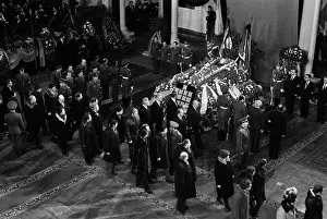 Paying: Public viewing of Yuri Andropov