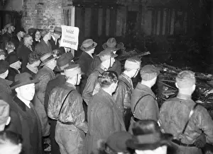 Berliners: Public visit of Reichstag after the fire, 1933