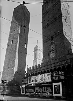Fondazione Alinari Per La Fotografia: Publicity poster for Motta panettone