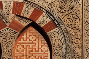 Overlapping: Puerta de San Ildefonso, Cathedral-Great Mosque