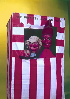 Vying: PUNCH & JUDY