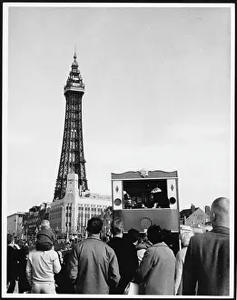 Piggy: PUNCH & JUDY/BLACKPOOL