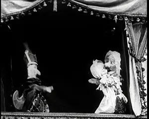 British Pathé Ltd: A Punch and Judy Show Performing