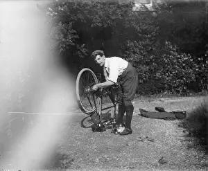 Puncture: Puncture (cyclist) on the road to Brighton