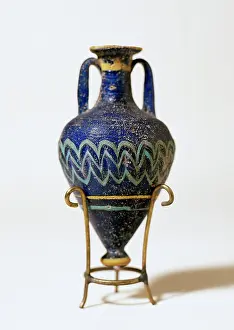 Empuries: Punic-Phoecian glass. Bottle. Polycrome. 6th-4th C. BC