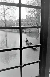 Punts: Punting on the river, Cambridge University