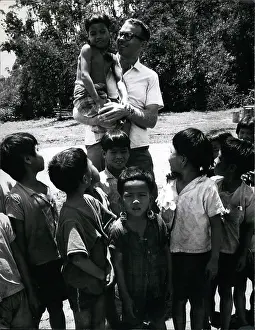 Drooping: Pupils of Sarawak Jungle School