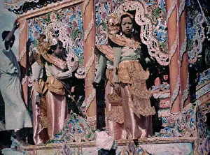 Friezes: Pwe procession - Kalaw