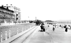 Pwllheli: Pwllheli, the Promenade 1898