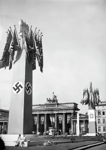 Pylons: Pylons in front of Brandenburg Gate for the visit of the Ita