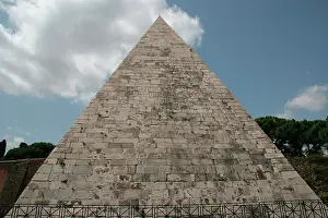 Funerary: Pyramid of Cestius. Rome. Italiy