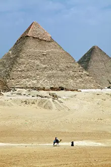 Khafre: Pyramid of Khafre and Great Pyramid of Cheops, Cairo, Egypt