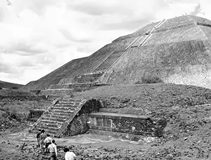 Teotihuacan: Pyramid of the Sun, in the pre-Aztec city ?