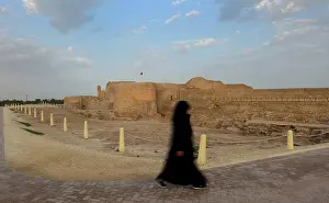 Hijab: Qal'at al-Bahrain, Bahrain