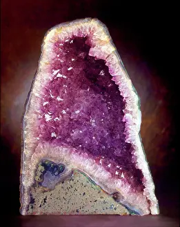 Amethyst: Quartz variety amethyst