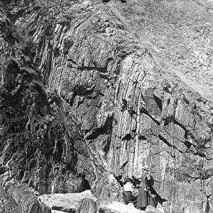 Quartzite: Quartzite at Port Martin Cliff