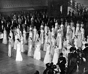 Curtsey: Queen Charlotte's Ball, 1937