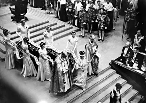 Sceptre: Queen Elizabeth after her coronation ceremony, 1937