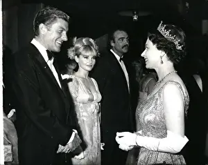 Cilento: Queen Elizabeth, Dick Van Dyke, Diane Cilento, Sean Connery