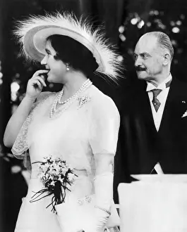 Bagatelle: Queen Elizabeth, the former Duchess of York, ?
