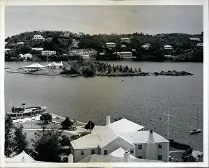 Mangrove: Queen Elizabeth II in Bermuda