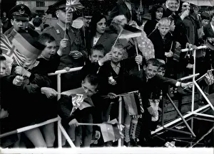 Rejoicing: Queen Elizabeth II in Germany